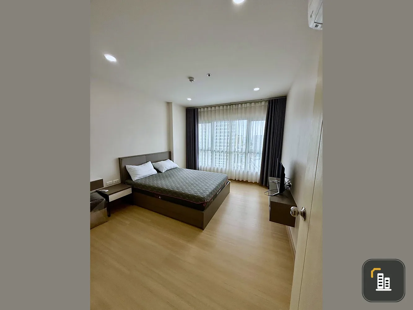 For rent: Supalai Veranda Phasi Charoen Station. Spacious rooms with ample living space. Convenient and complete amenities all in one place. Book now!