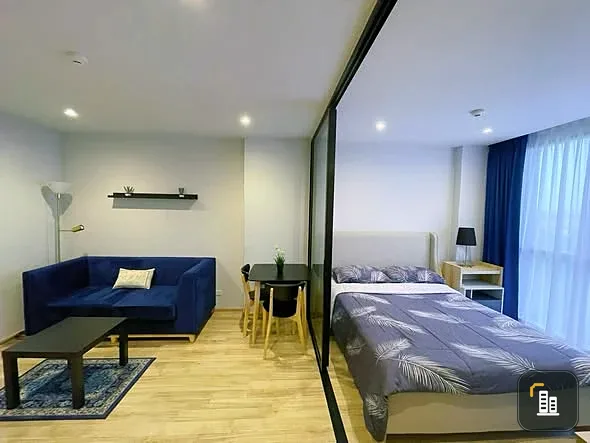 For sale or rent: Newera Ekmai-Ramintra, 7th floor, corner unit, fully furnished, ready to move in. Book now!