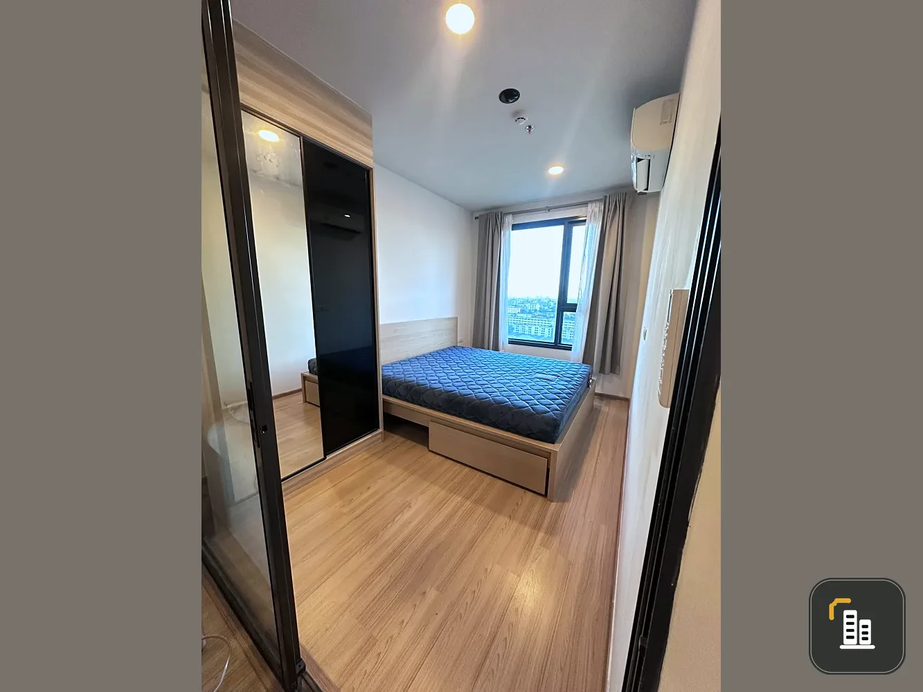 For rent: Chewathai Kaset Nawamin, 15th floor. Nice, fully furnished unit. Book now! Limited time offer!