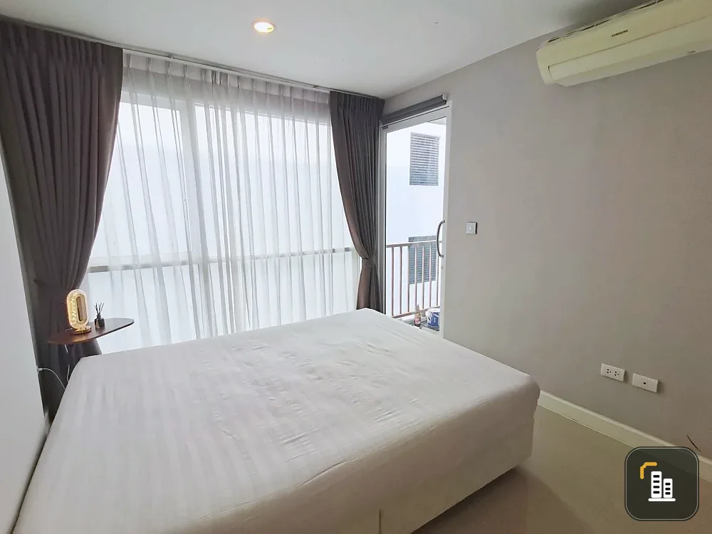 For rent: The Series Udomsuk 29, a comfortable and fully furnished apartment. Book now!