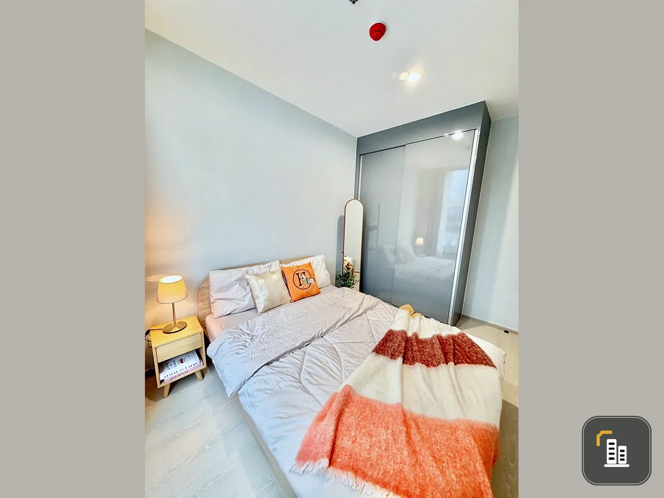 For rent: Skyrise Avenue Sukhumvit 64, fully furnished apartment with complete amenities. Book now, don't miss out!