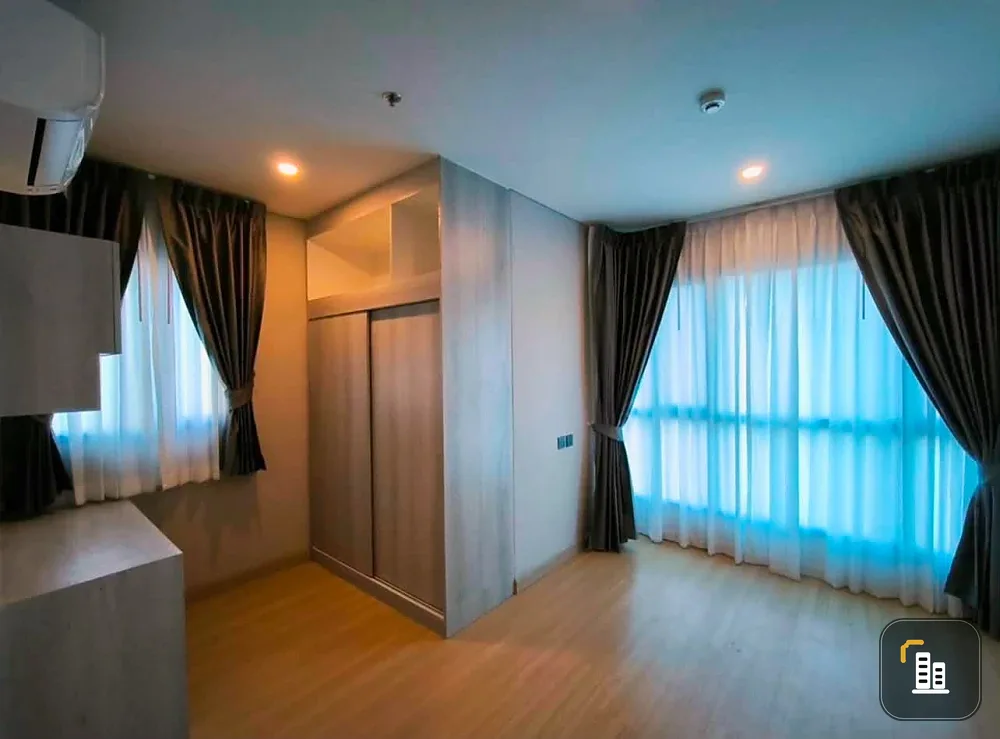 Selling Lumpini Suite Dindaeng-Ratchaprarop, 2 bedrooms. Excellent location, convenient transportation. Don't miss out!