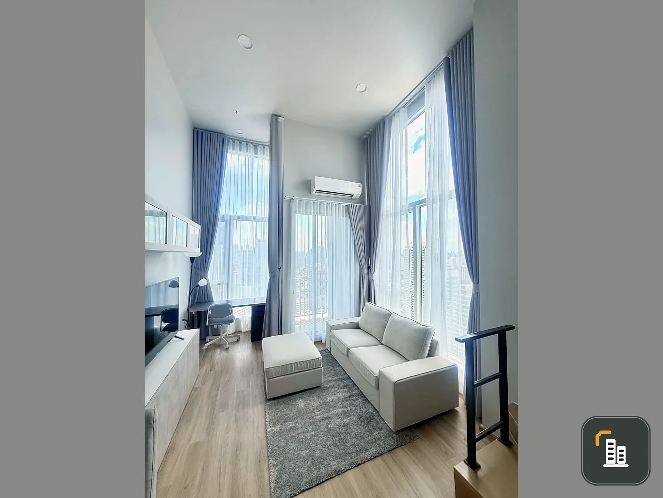 For rent: Culture Thonglor, Deluxe duplex unit (corner unit), beautiful view (heat-reflective film installed). Don't miss out!