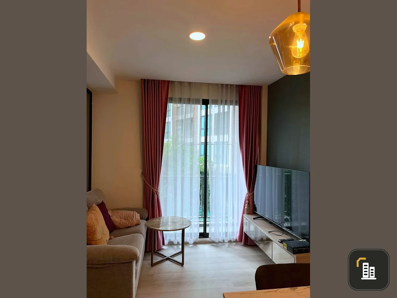 Maxxi Prime Sutthisan Condo for rent. Fully furnished and ready to move in. Complete amenities. Book today!