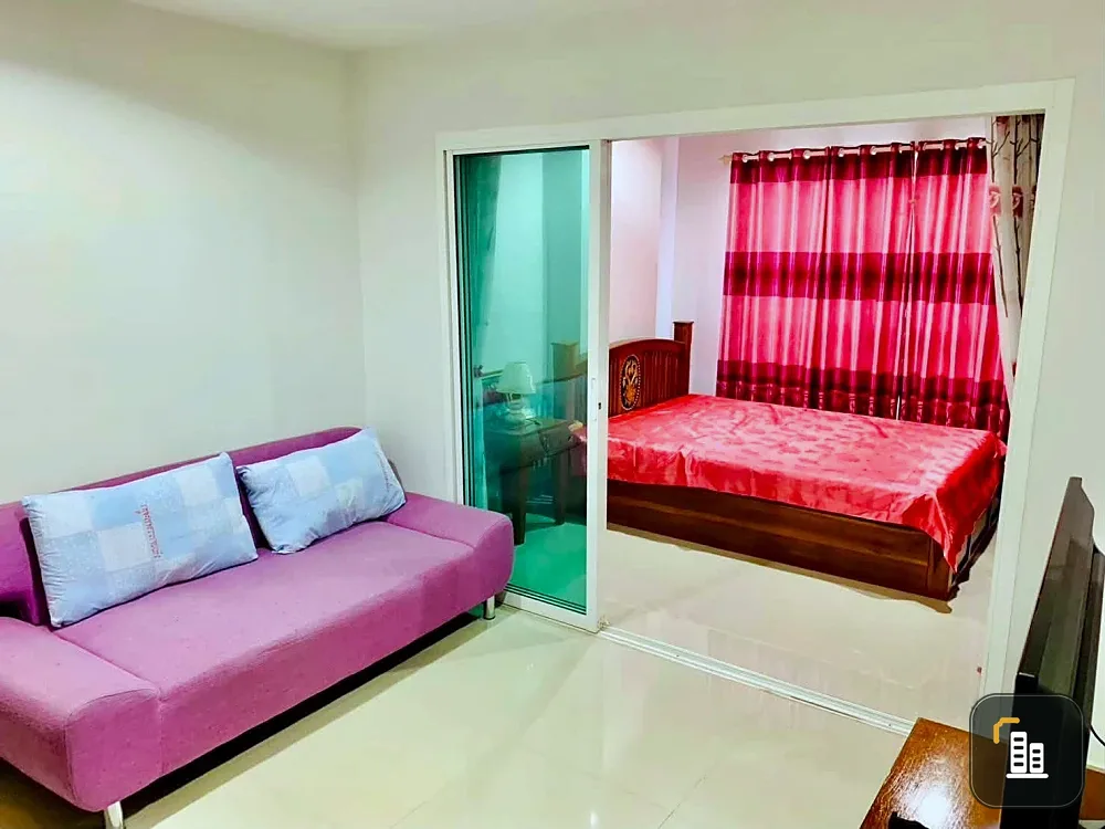 For sale: Regent Home 20 Prachachuen 16, Building A, 3rd floor. Glass partition, genuine teak wood furniture. Don't miss out!