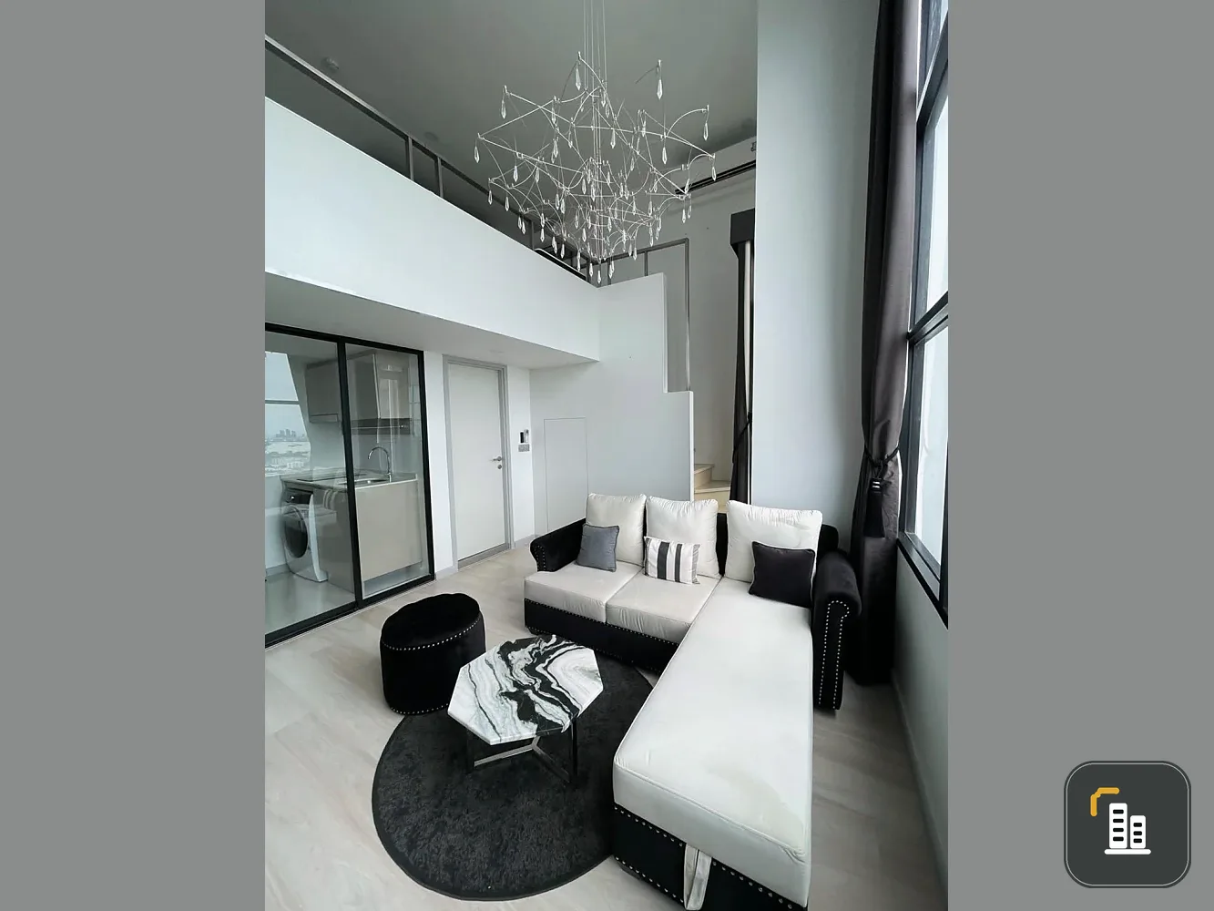 For rent: Knights Bridge Prime Sathorn, high floor, stunning view of the Chao Phraya River and Bang Krachao. Fully furnished with premium furniture and
