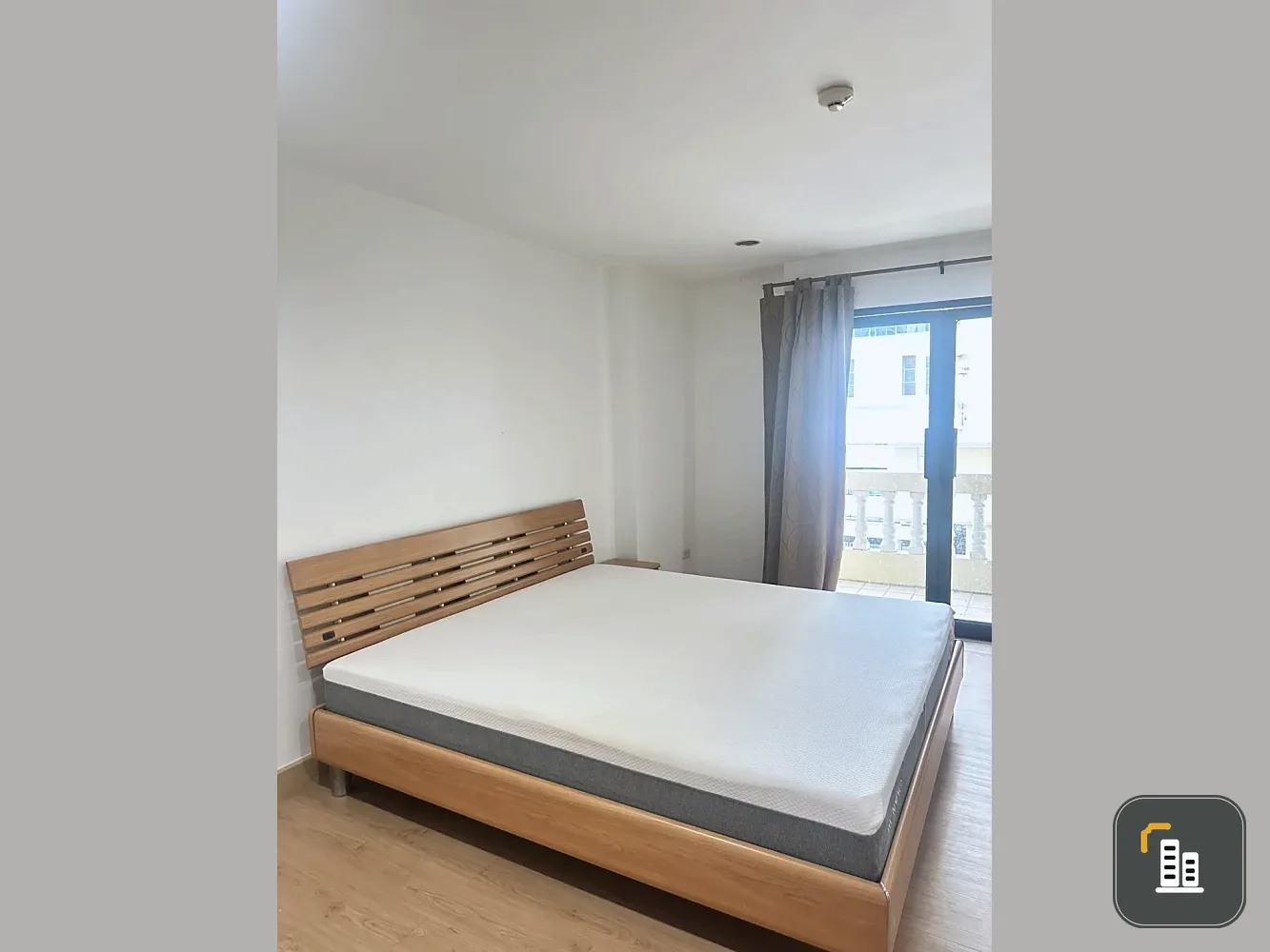 Condo for Rent, Silom Terrace