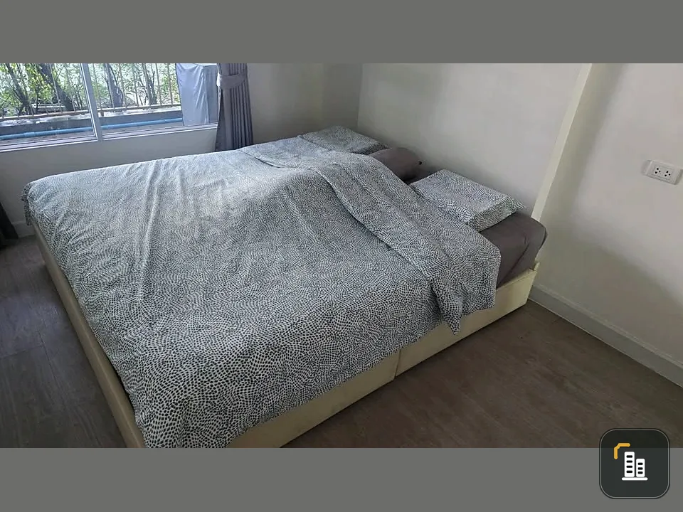 Selling Metro Luxe Phahonyothin-Sutthisan, spacious 1-bedroom unit with a large balcony. You won't be disappointed if you reserve one!