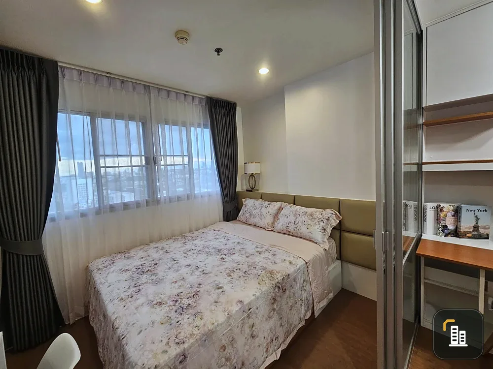 Selling Lumpini Condotown North Pattaya Sukhumvit, studio unit with high-quality built-in furniture. Move-in ready!