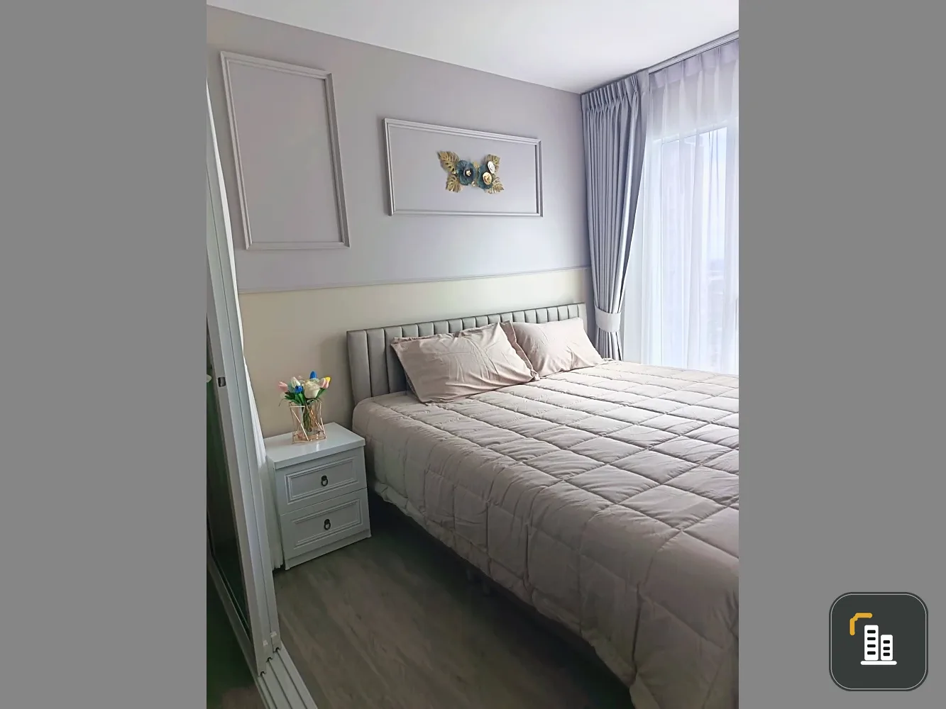 For rent: Regent Home Bangna. Beautifully decorated minimalist-style room with high-quality built-in furniture. Book now!