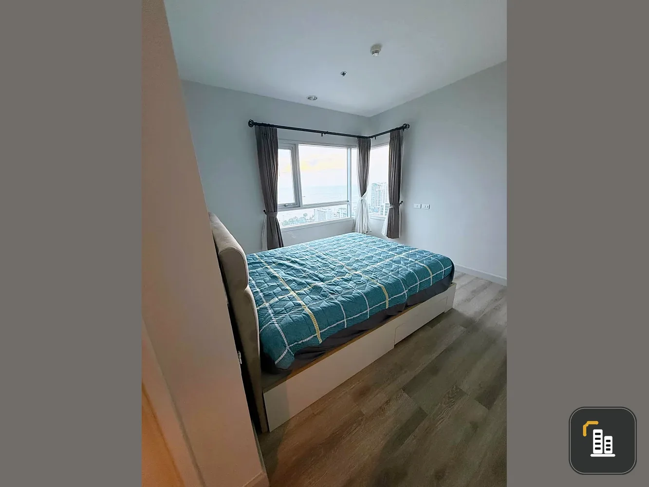 For rent: Centric Sea, 2 bedrooms, spacious living area, prime location, stunning unblocked views. Don't miss out!