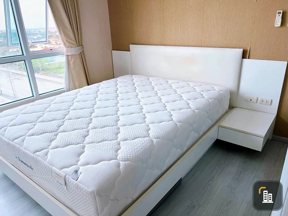 Urgent Sale! Greené Condo Chaengwattana, 12th floor (12A), beautiful view, fully furnished and ready to move in.