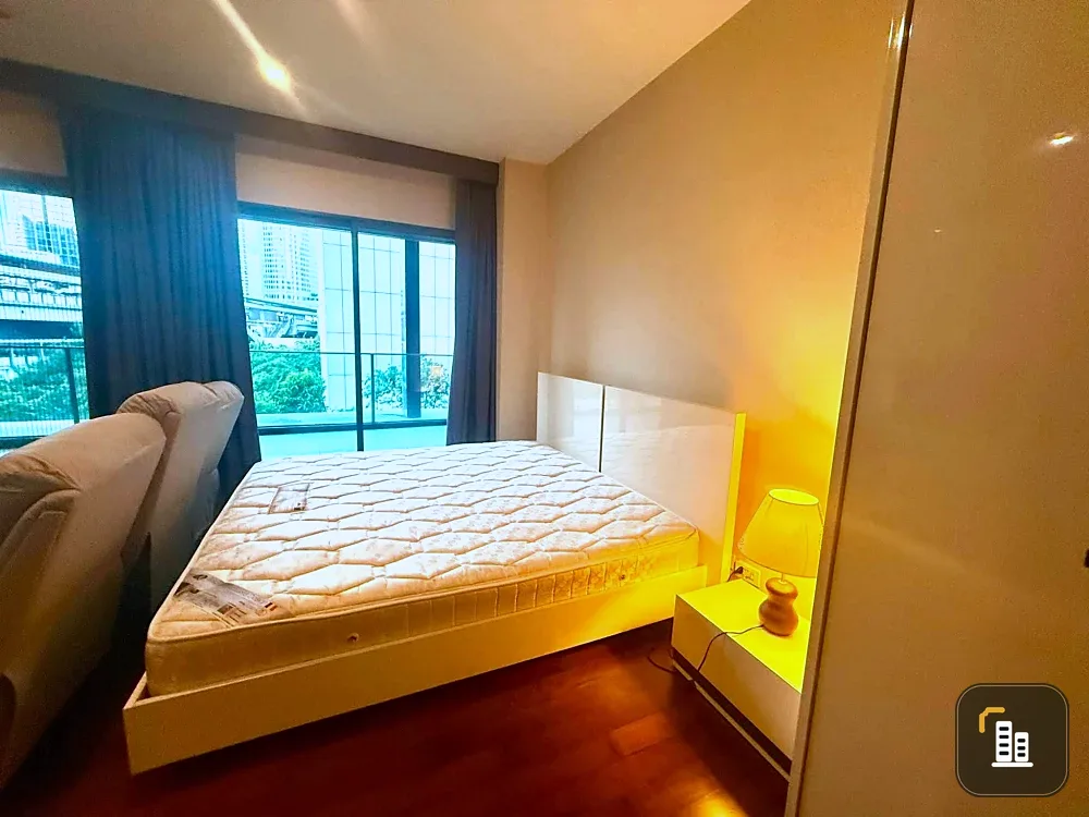 Noble Remix apartment for rent, 3rd floor, fully furnished with appliances. Just bring your suitcase and move in!