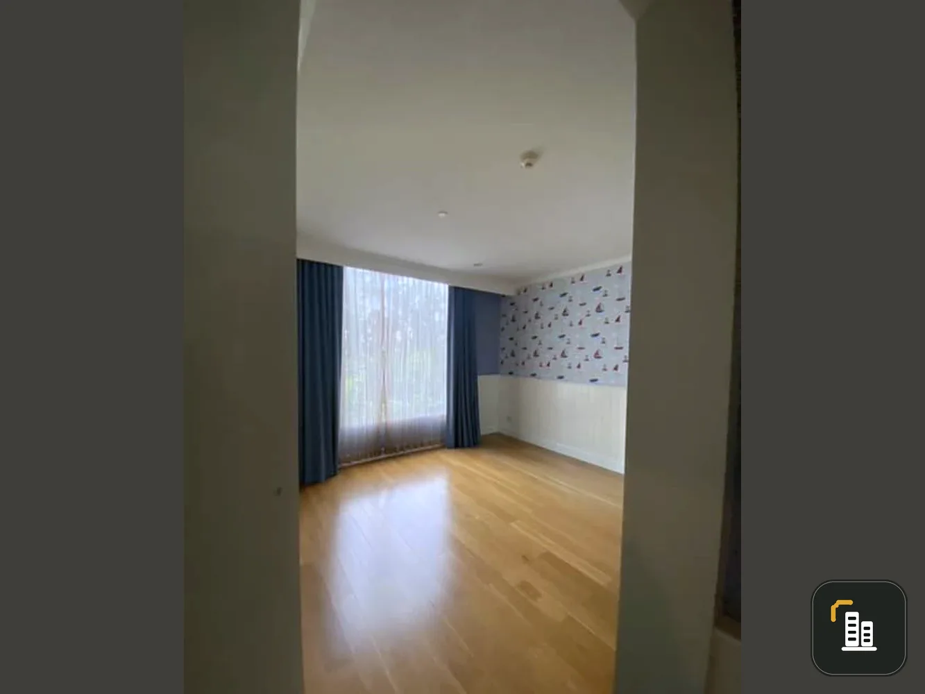 FOR SALE & RENT! Ultimate Luxury 156 sq.m. Condo - Chidlom Wing (1st Floor), Non-Furnished with Premium Fully Equipped Built-in Kitchen | The Park C