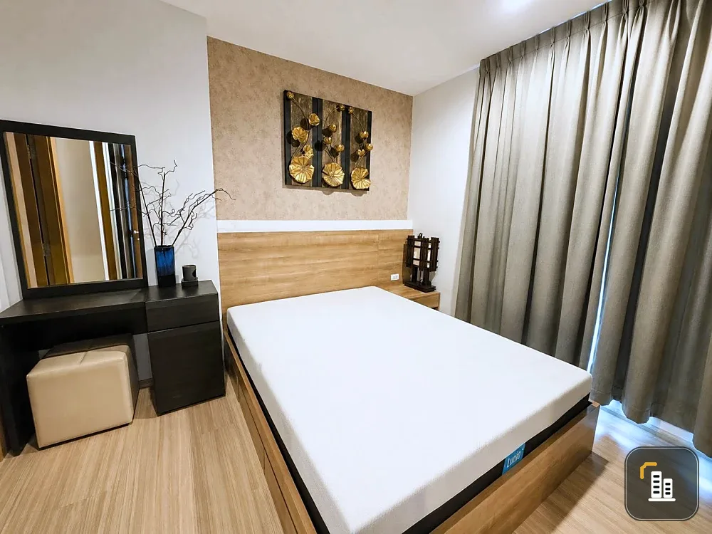 For rent: Rhythm Ratchada-Huaikhwang, high floor, Sky Kitchen unit with a Sky Bar in an Industrial Loft style, perfect for relaxing and enjoying the a