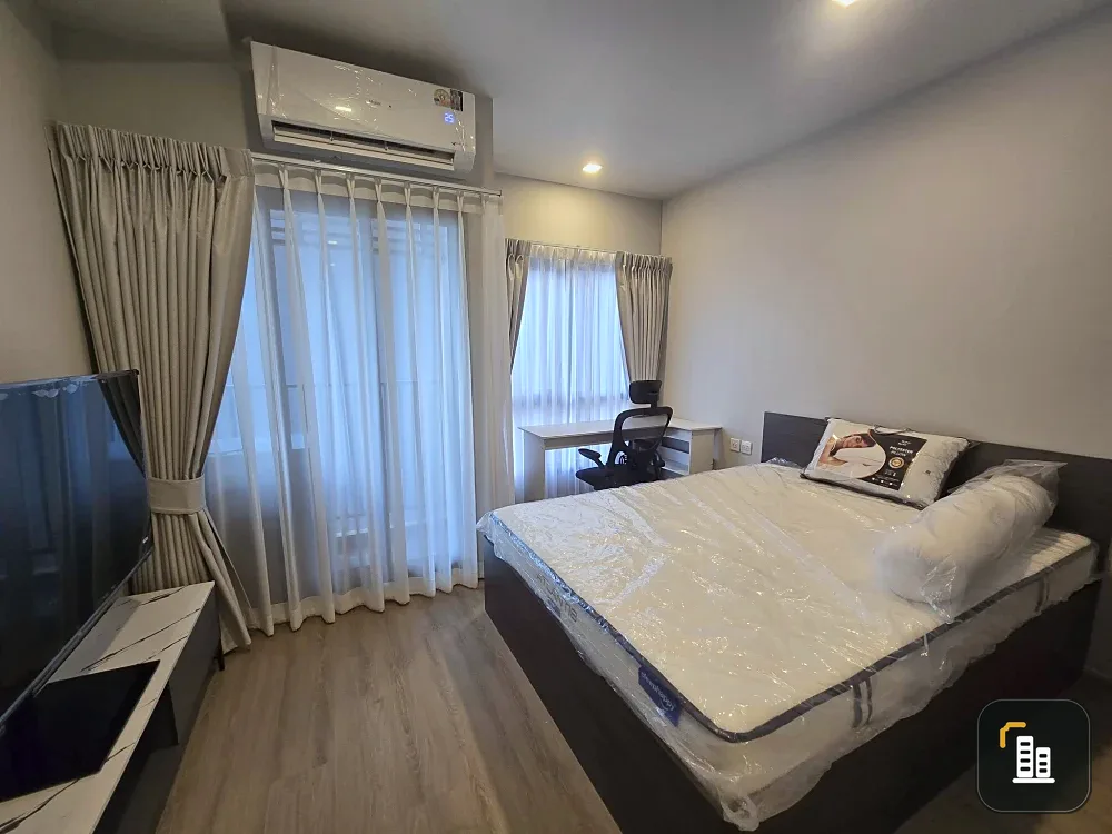 Metris District Ladprao condo for rent, perfect for pet lovers looking for a great location where they can comfortably live with their dogs or cats.