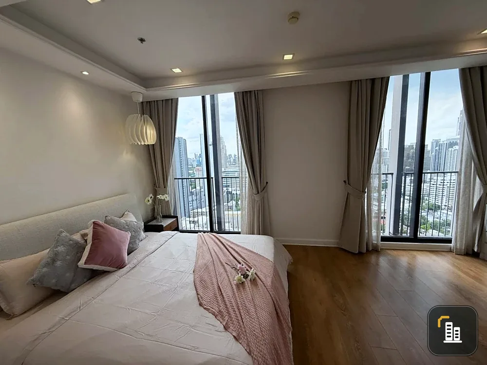 Noble Be Sukhumvit 33 for sale, 28th floor, city view, fully furnished, ready to move in. Book now before it's too late!