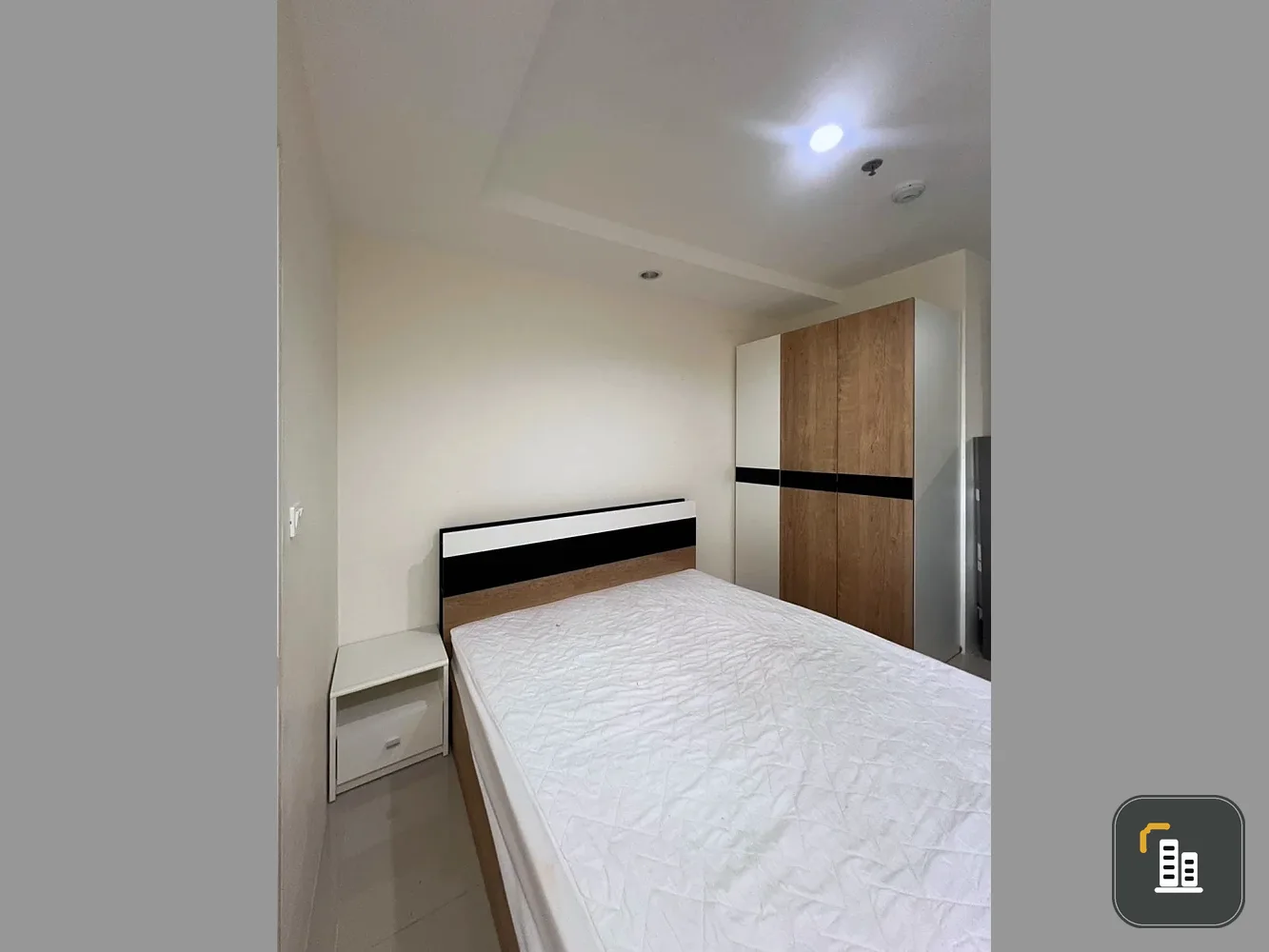 For sale: Assakarn Place Srinakarin, 14th floor, fully furnished with appliances. Don't miss out!