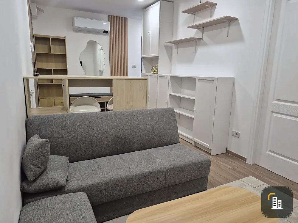 For rent: Cybiq Ratchada 32, corner unit, 44.5 sq m. Quiet and private, not crowded, perfect for relaxation.