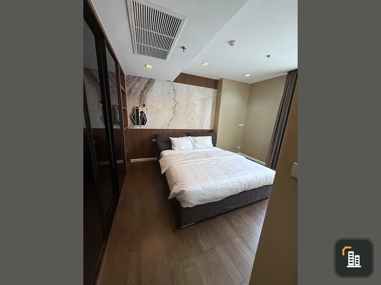 Condo for rent, Nara 9 by Eastern Star. Beautifully decorated unit with amazing built-in furniture. You'll regret missing out!