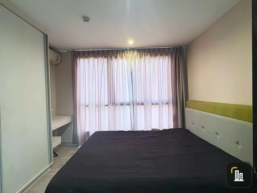 Selling a 1-bedroom, 1-bathroom unit at The Privacy Prachauthit–Suksawat. Fully furnished, ready to move in!