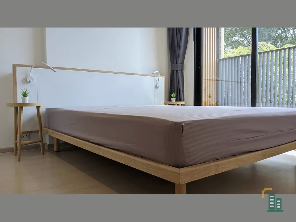 For rent: Noble Ambience Sukhumvit 42. Beautiful, quiet, and private unit with a lovely, lush garden view. Ready to move in immediately.