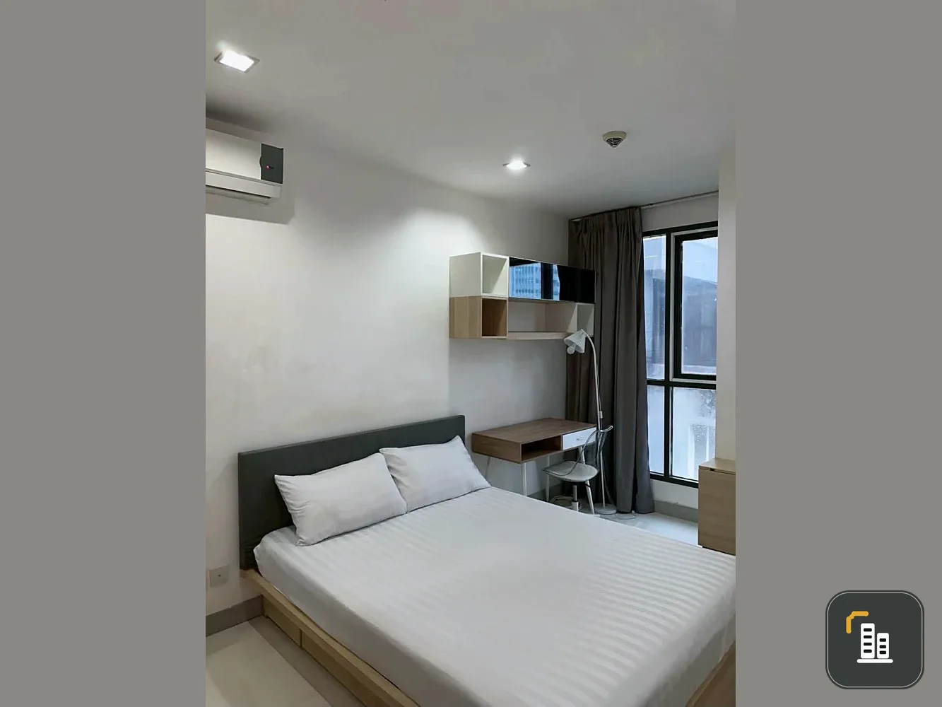 For rent: Ideo mobi Phayathai. Spacious and comfortable room, great location. Fully furnished with appliances. Book now!