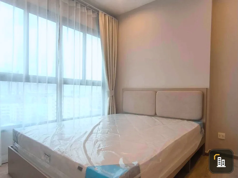 Condo for rent, The Tree Hua Mak Interchange. Nice room, fully furnished with appliances. Just bring your belongings and move in!