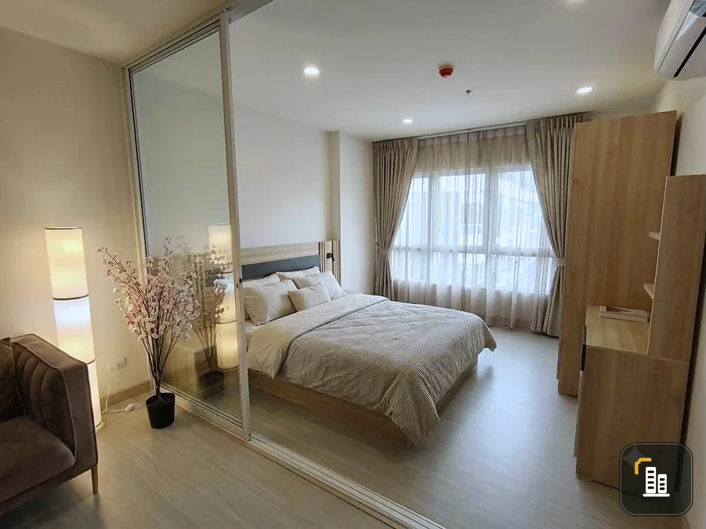Condo for rent at Supalai Park Yaek Fai Chai Station. Fully furnished and equipped with appliances. Just bring your suitcase and move in!