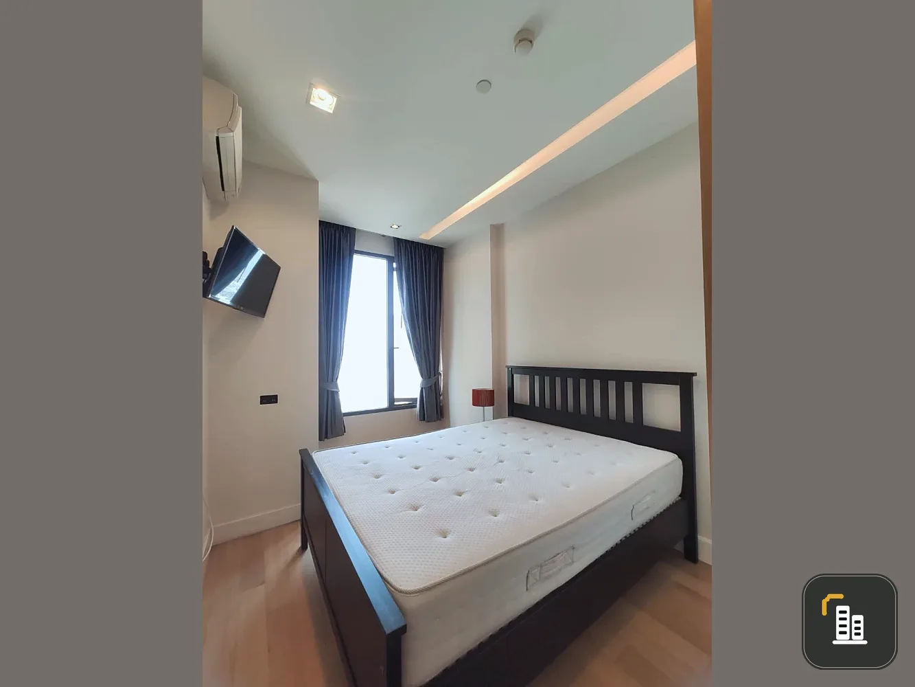 Premium 39.8 sq.m. Condo for SALE - 24th High Floor, North-Facing Balcony (Cool All Day) at Ha Yaek Lat Phrao, Fully Furnished with Impressive Built-i