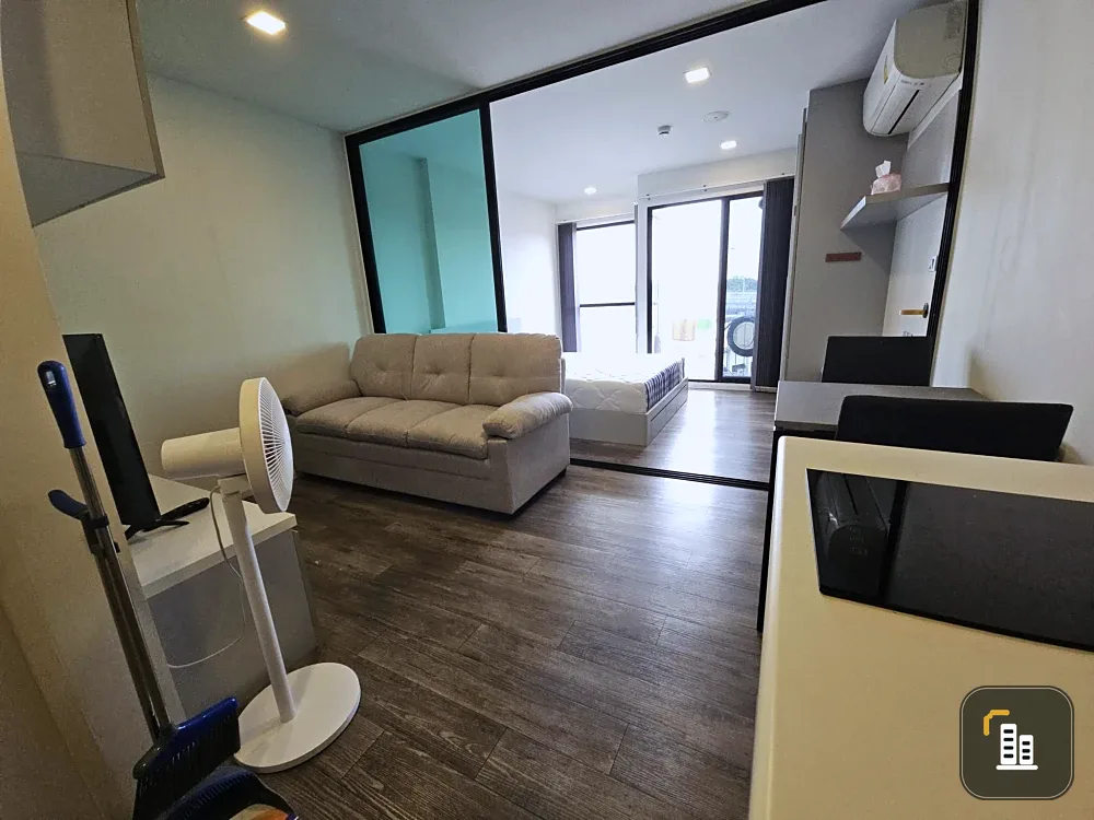 Condo for rent at Modiz Interchange. Ready to move in, fully furnished, great price. Book now, don't miss out!