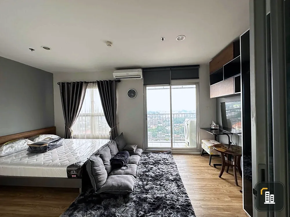 For sale or rent: ISSI Condo Suksawat, 1 bedroom, 1 bathroom, coordinating interior design, fully furnished. Book now!