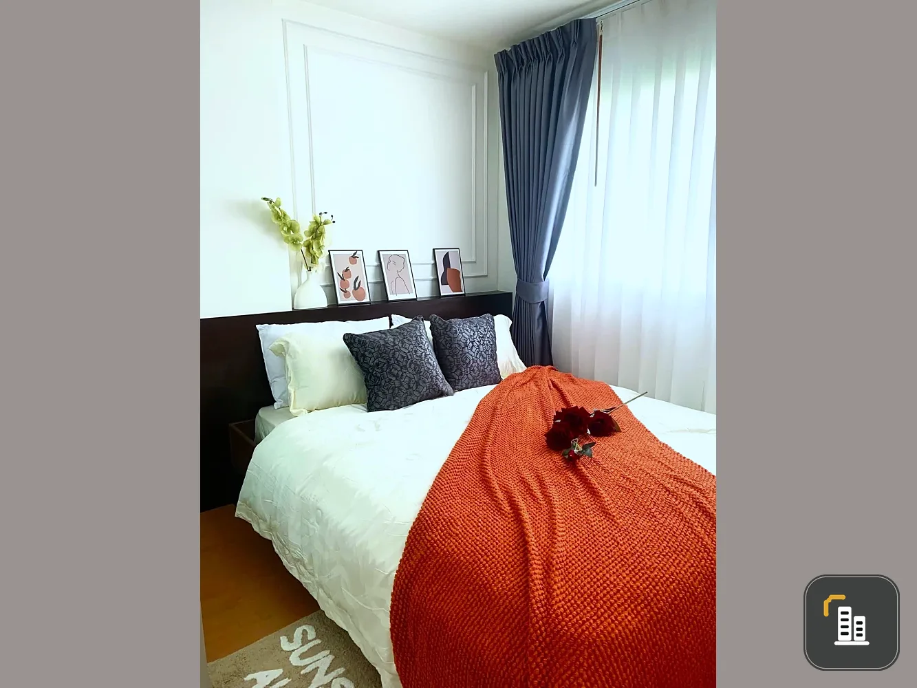 Selling a beautiful condo at Lumpini Condo Town Ramindra-Lat Pla Khao. It comes fully furnished. Book now!