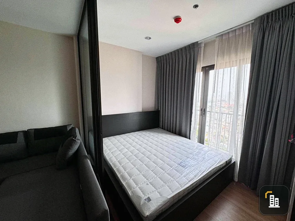 Selling 1-bedroom, 1-bathroom unit at The Tree RIO Bang-Aor Station. Prime location with Chao Phraya River view and convenient transportation. Book now