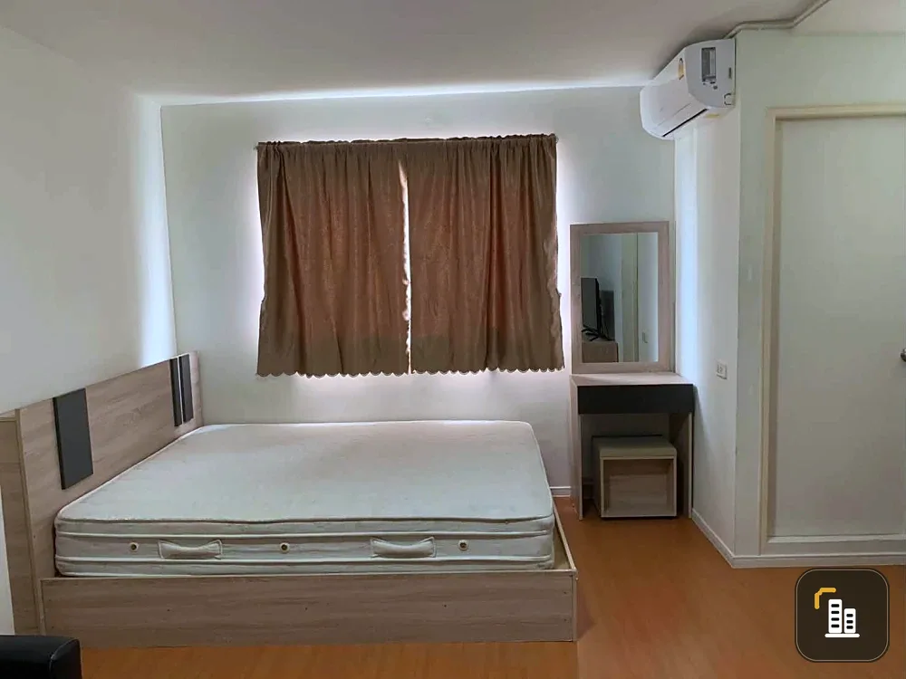 Selling a comfortable 1-bedroom unit at Lumpini Township Rangsit Klong 1. Comes fully furnished with appliances. Don't miss out!