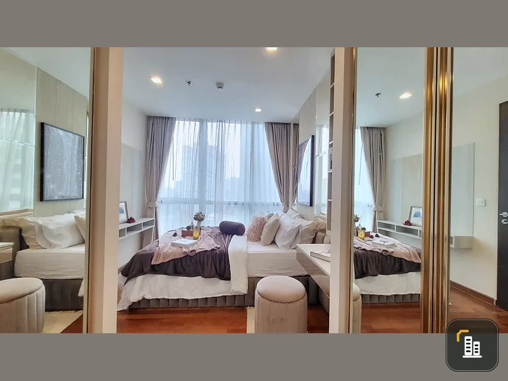 Condo for rent at Wish Signature Midtown Siam. Beautifully decorated unit with high-quality built-in furniture. Book now and don't miss this opportuni