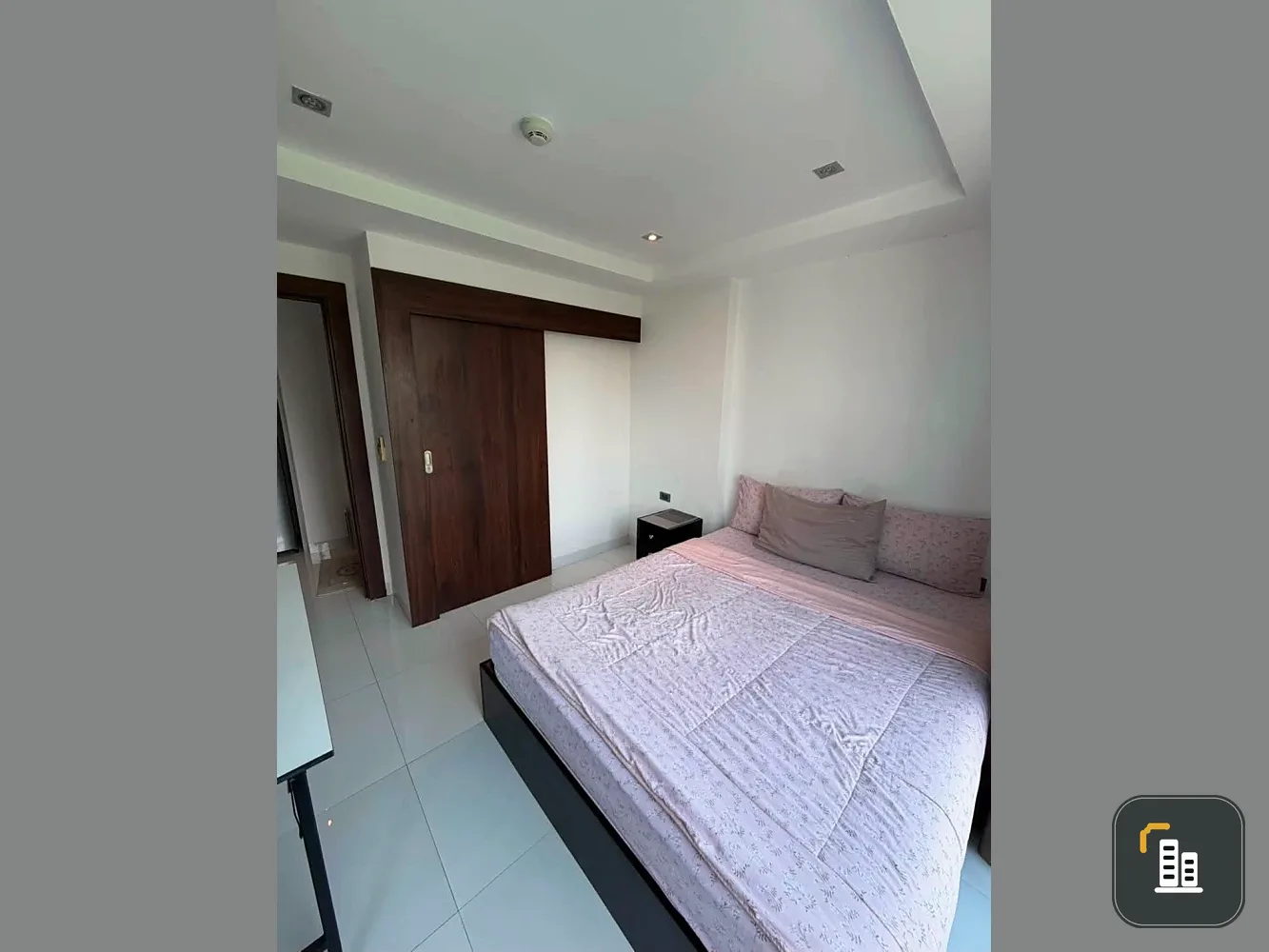 For rent: Serenity Wongamat, 7th floor, fully furnished. Book now!