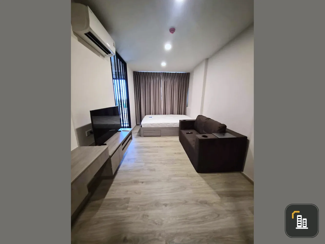 For rent: So Origin Phaholyothin 69 Station, fully furnished with appliances and a Smart Built-in Closet. A must-see!