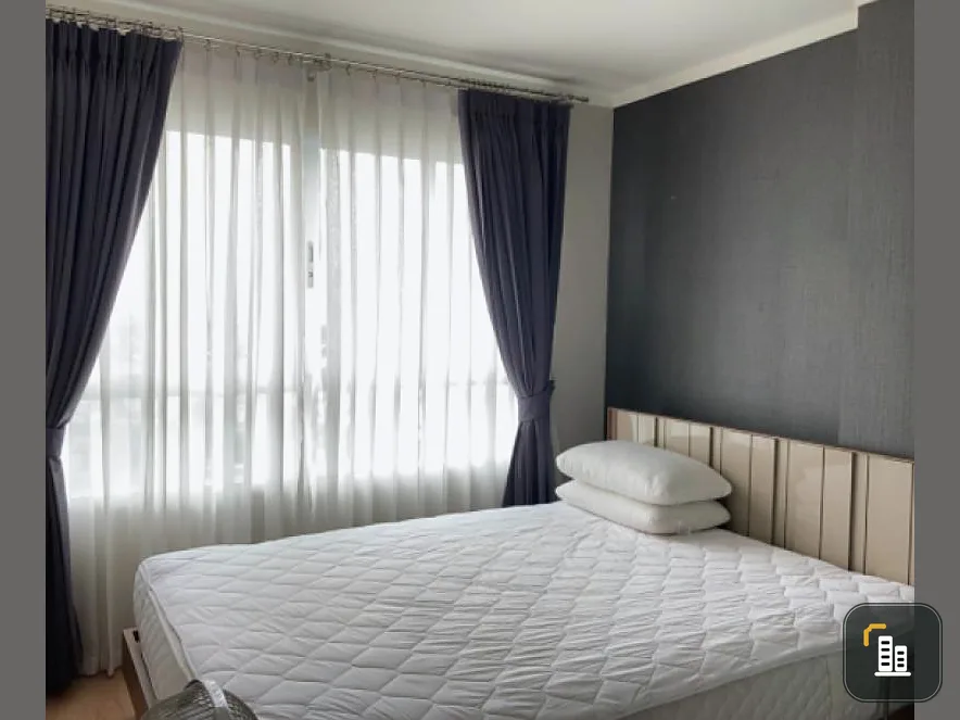 Condo for sale, Lumpini Ville Prachachuen-Phongphet 2, clear view overlooking the city. Decorated in bright tones, the room is very beautiful and inviting.