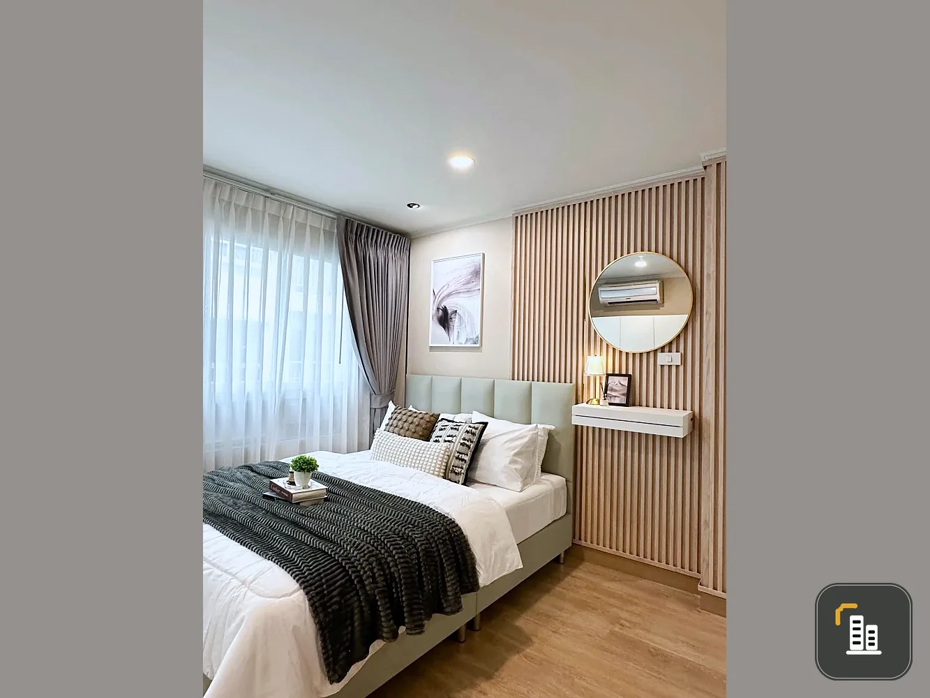 Selling Lumpini Ville Cultural Center. Beautifully decorated and very livable. Fully furnished! Book now before it's too late!