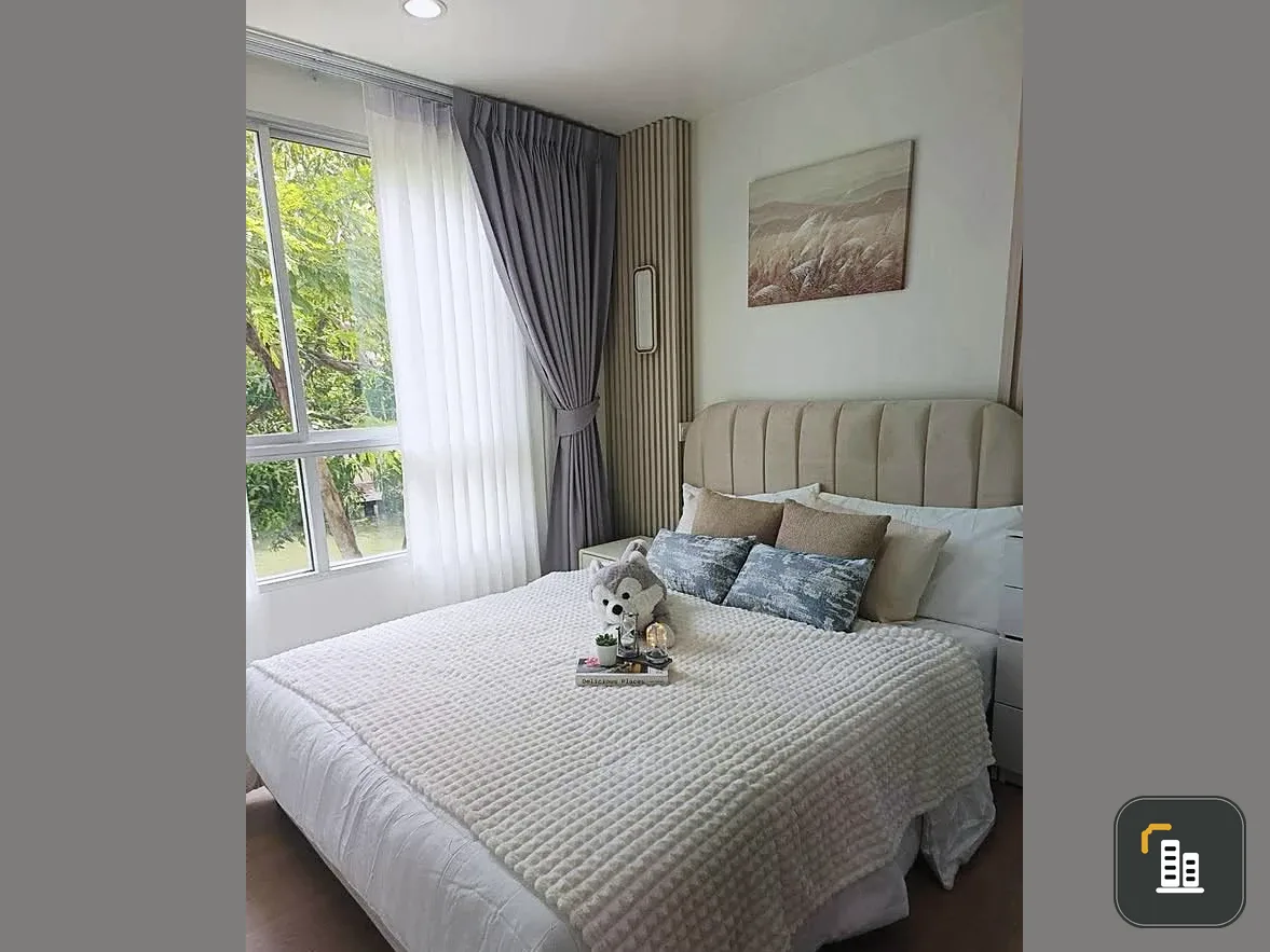 Selling The Niche id BangKhae, corner unit offering privacy, with high-quality built-in furniture. You'll regret missing this opportunity!