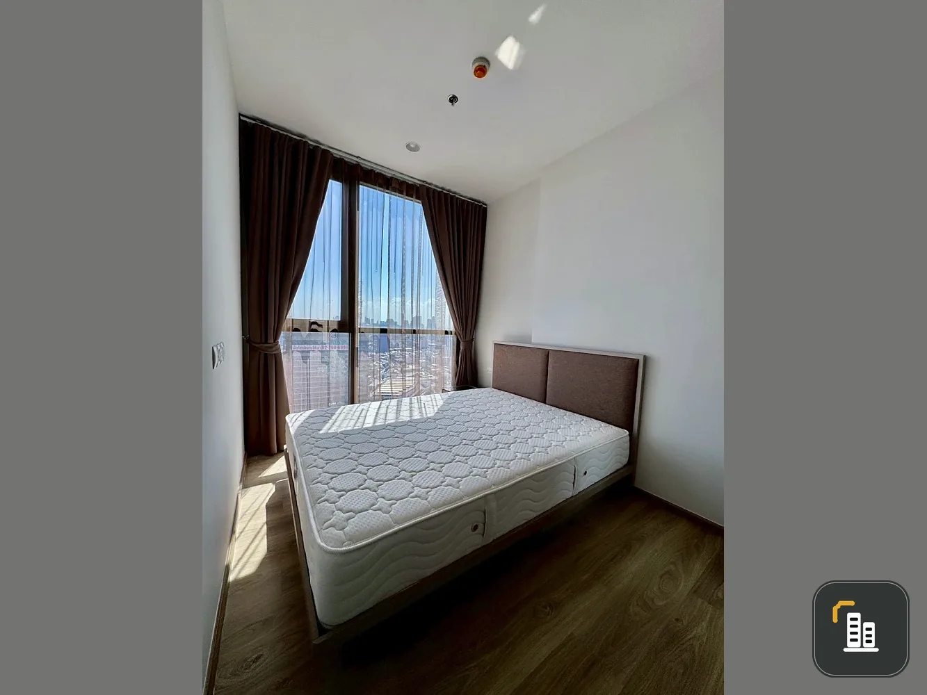 [FOR RENT] Oka Haus Sukhumvit 36 | High-Floor 1-Bedroom Unit on 45th Floor with Stunning Views