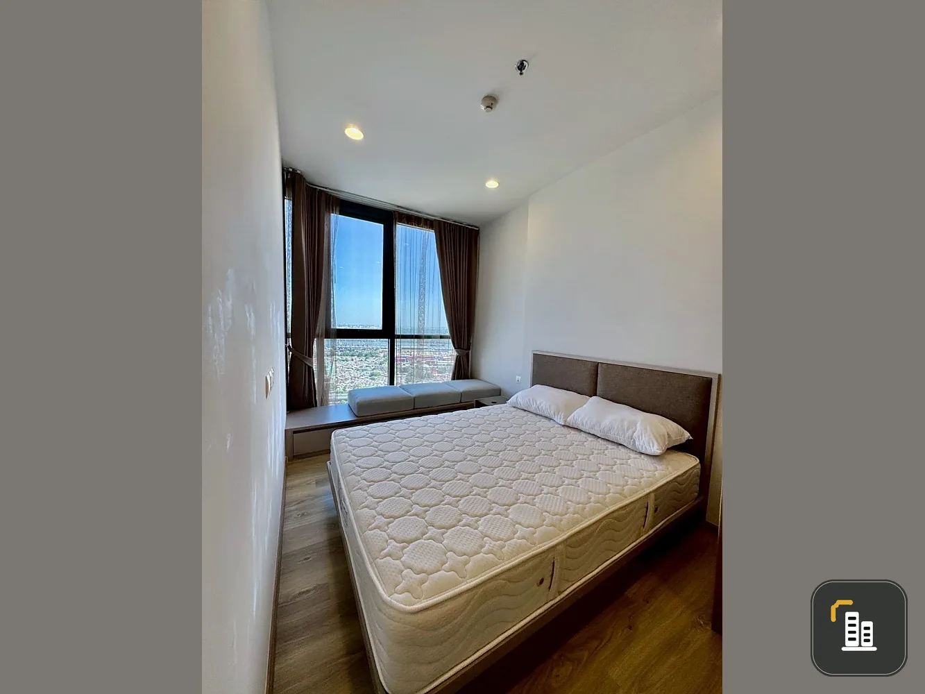 [FOR RENT] Oka Haus Sukhumvit 36 | Spacious High-Floor 1-Bedroom on 38th Floor (South Facing)