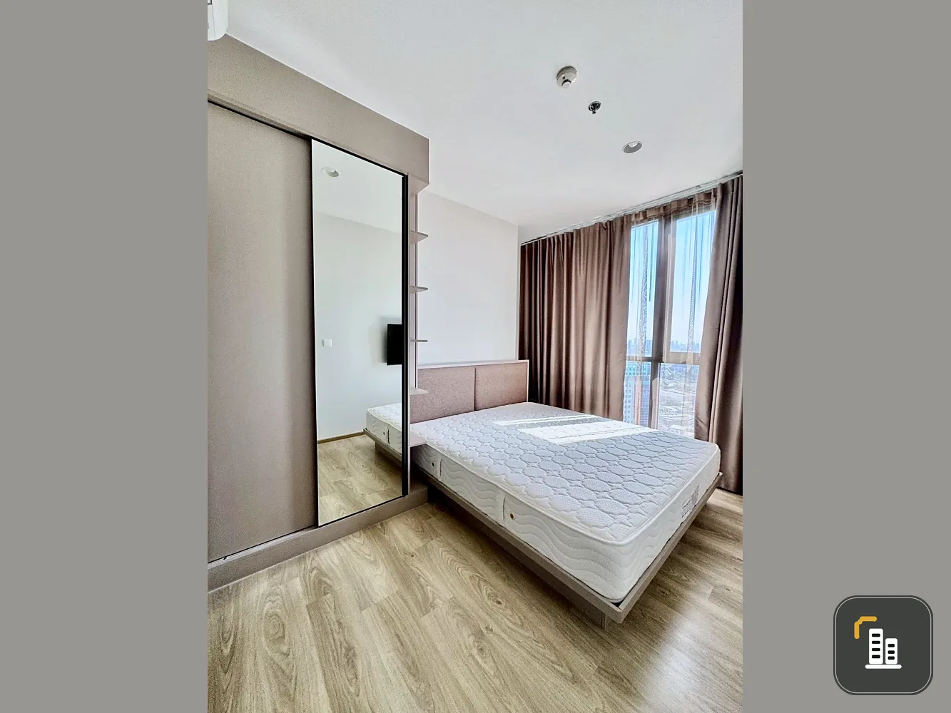 [FOR RENT] Oka Haus Sukhumvit 36 | Spacious High-Floor 2-Bed 2-Bath Unit on 33rd Floor