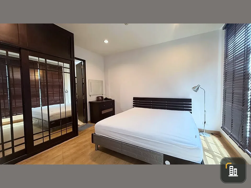 House for rent sell in the heart of Bangkok, Siam-Pathumwan. Spacious and comfortable rooms, fully furnished. Just bring your bags and move in!