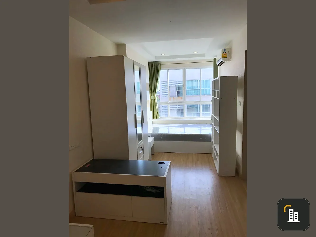 For sale Happy Condo Ladprao 101, studio room, 6th floor, good location, complete amenities, book now.