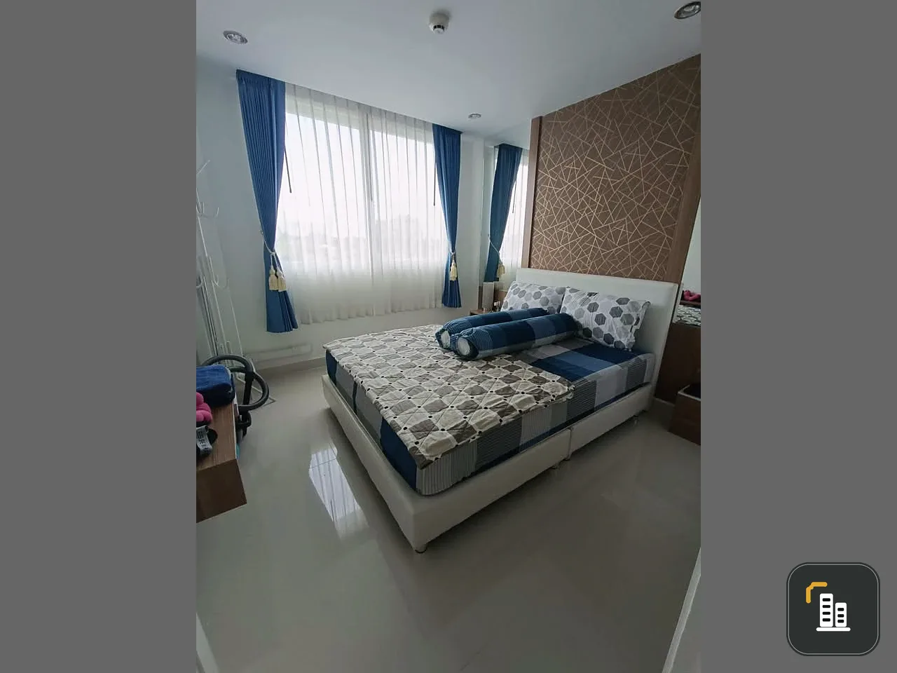 Selling a 3rd floor unit at Amazon Residence Pattaya. Prime location, beautiful garden view, convenient transportation. Book now!