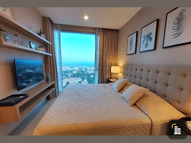 Selling The Riviera Wong Amat Beach, 32nd floor, corner unit, fully furnished, ready to move in. Book now!