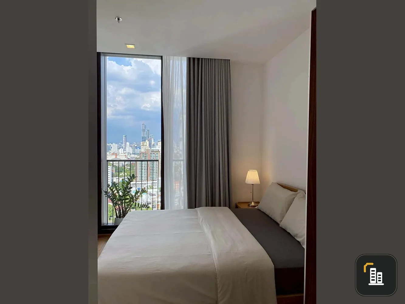 Noble BE33 Condo for Rent High Floor with Open City View