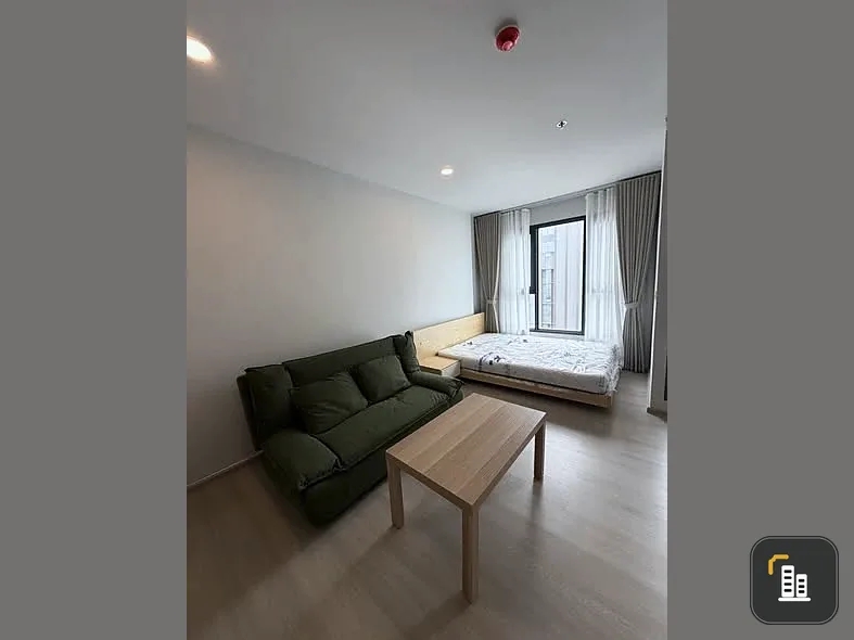 For sale or rent: Aspire Onnut Station condo, ready to move in, fully furnished, great value. Don't miss out!